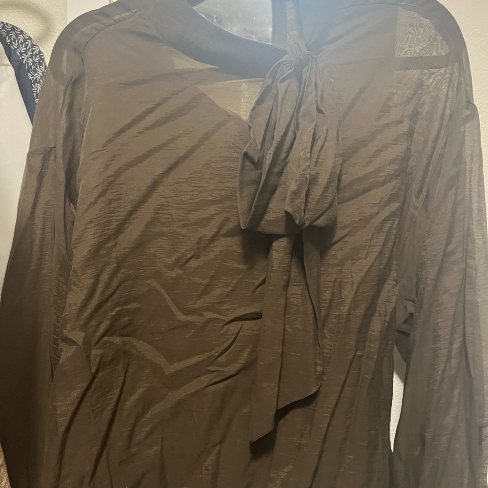 Steve Madden Women's Sutton Bow Tie Neck Top medium $79 macys - Picture 3 of 4